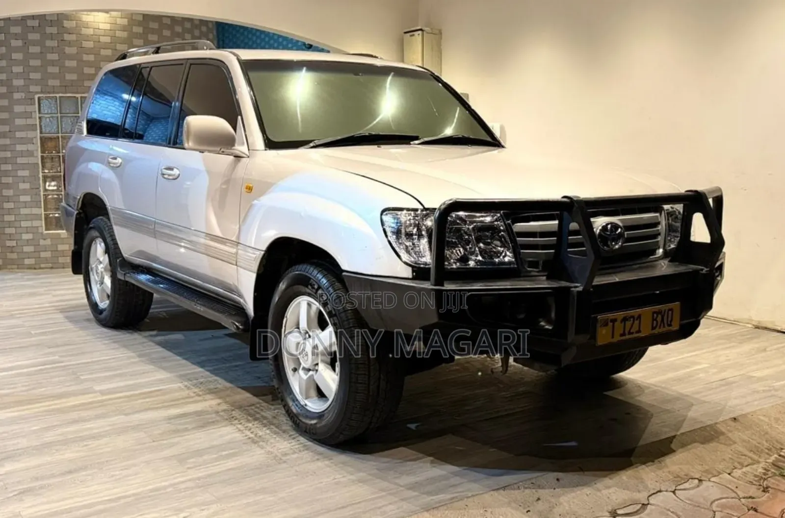 Toyota Land Cruiser 2015 Silver