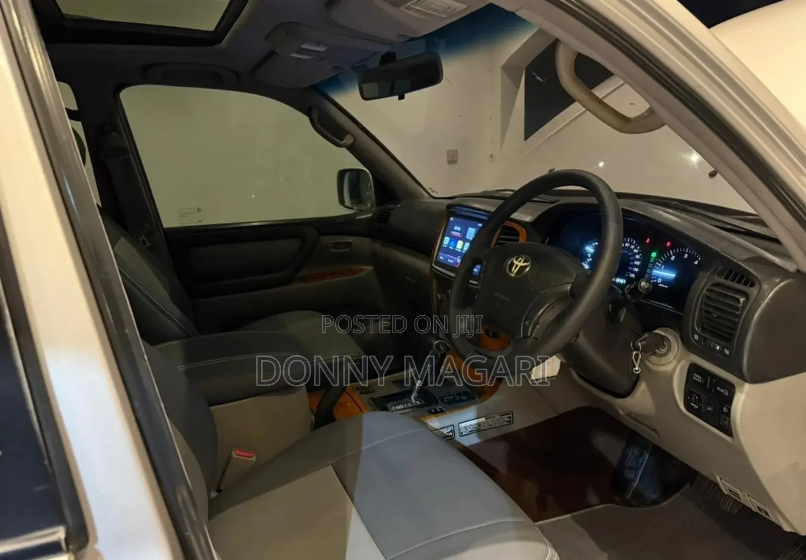 Toyota Land Cruiser 2015 Silver