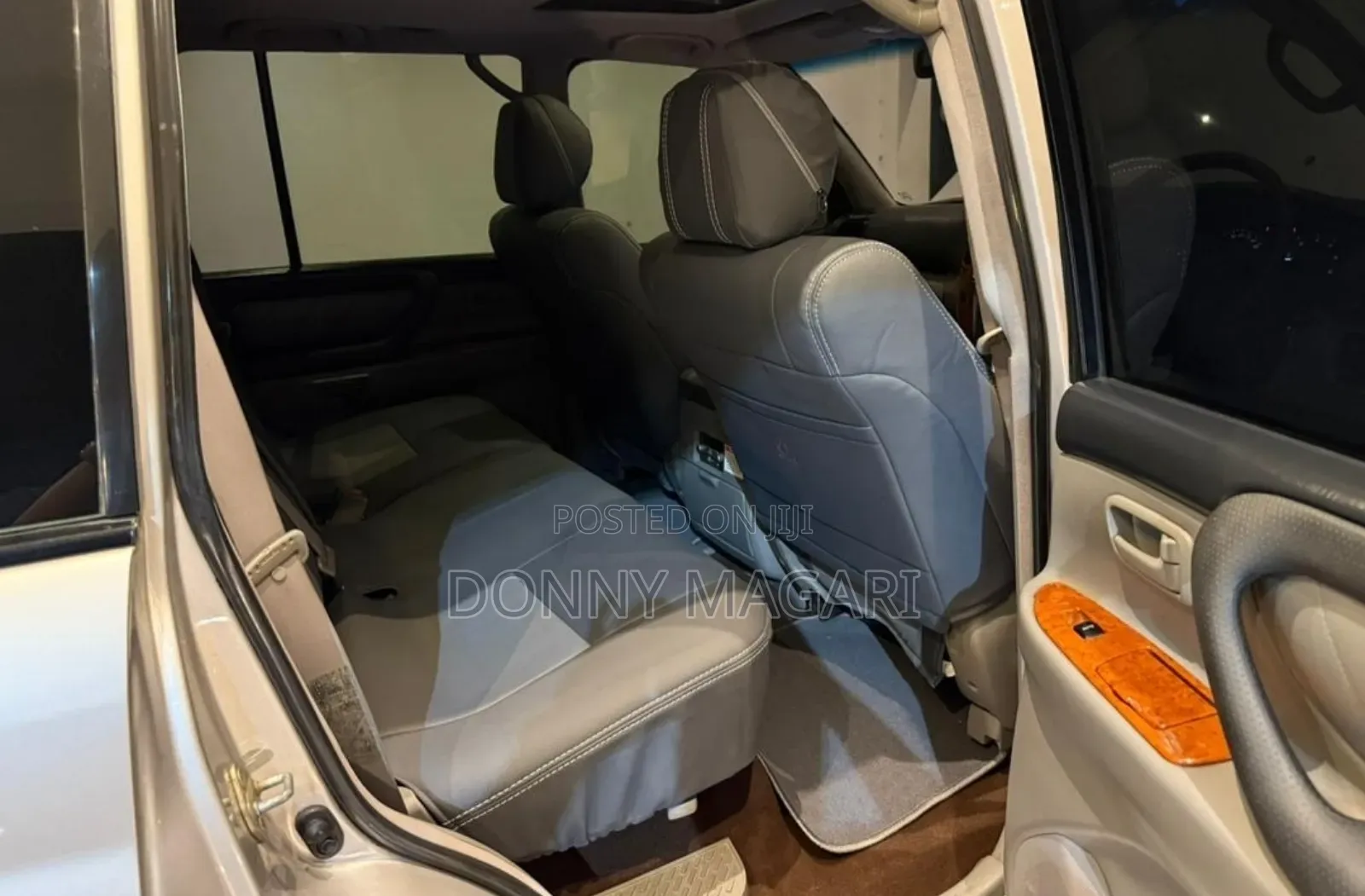 Toyota Land Cruiser 2015 Silver