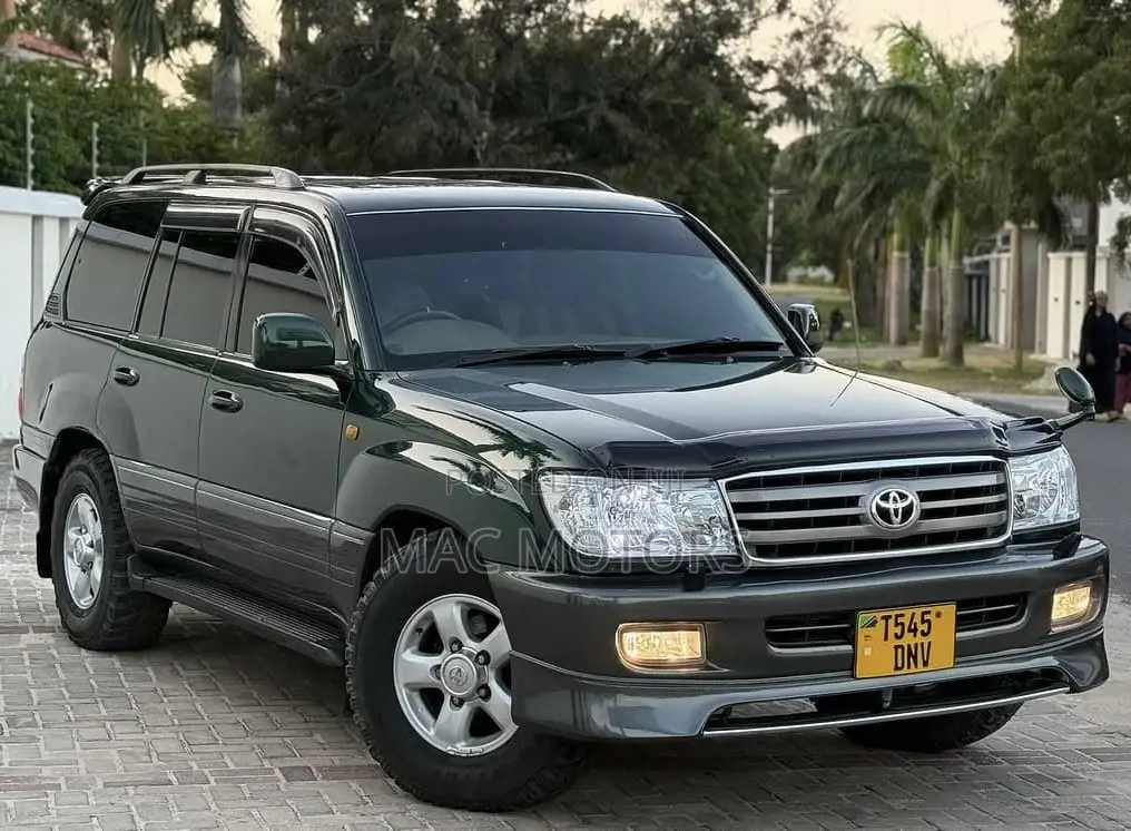 Toyota Land Cruiser 2004 Green