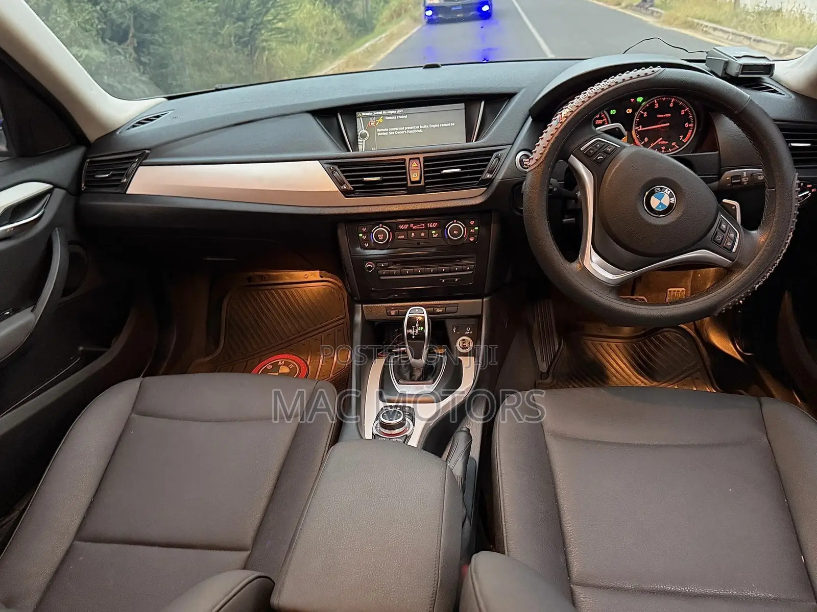BMW X1 sDrive28i 4dr SUV (2.0L 4cyl Turbo 8A) 2014 Gray