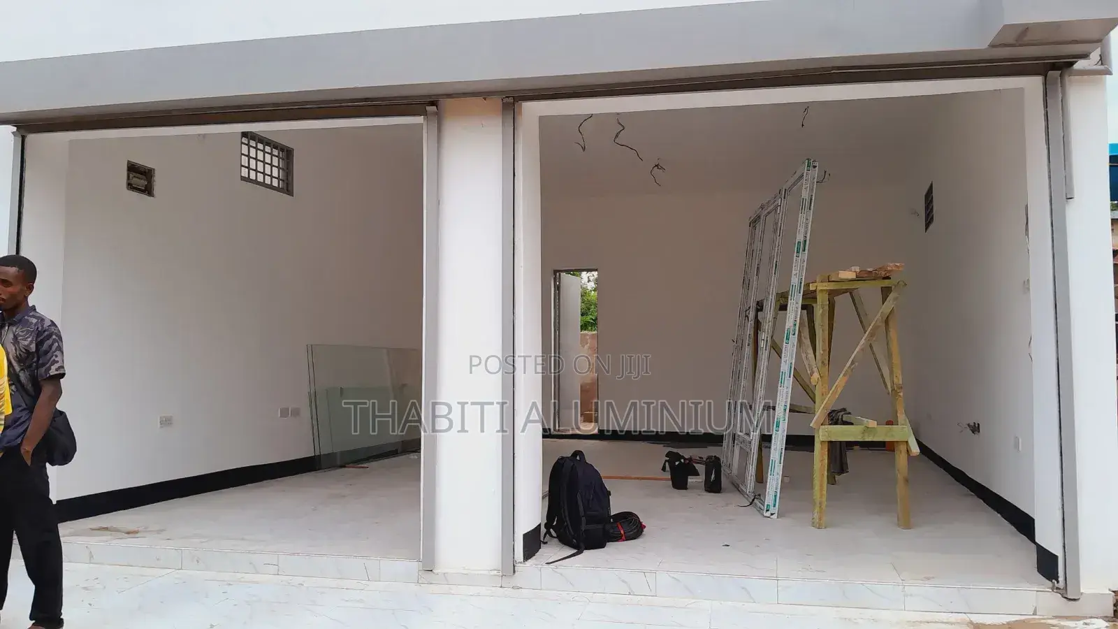 Flem Ya Aluminium Na Office Partion Tunaweka