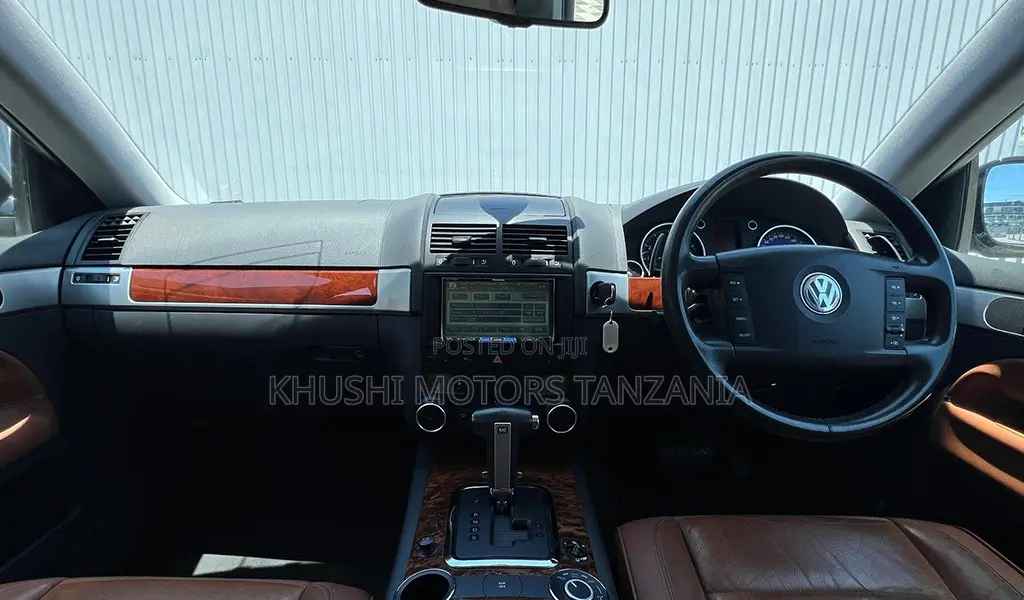 Volkswagen Touareg 2006 Black