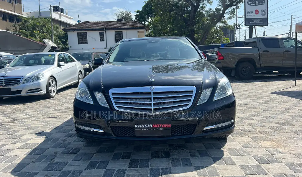 Mercedes-Benz E250 2010 Black