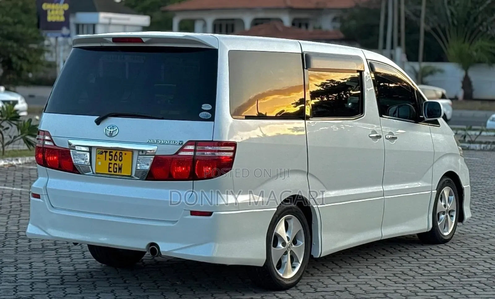Toyota Alphard 2008 White