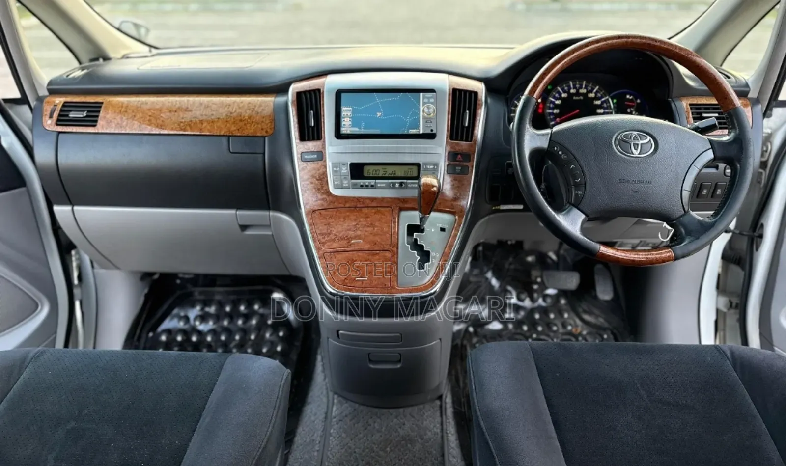 Toyota Alphard 2008 White