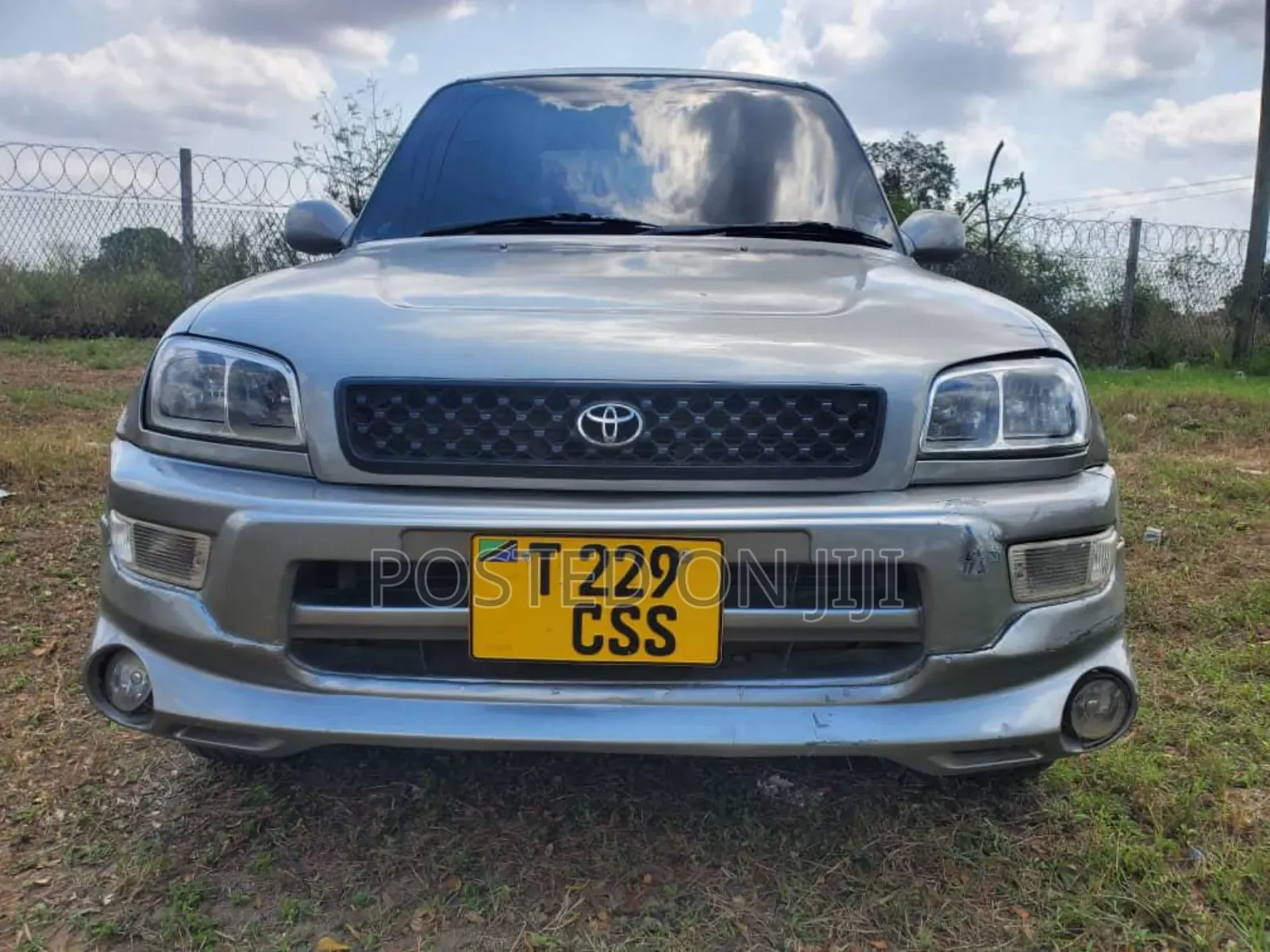 Toyota RAV4 1999 Gray