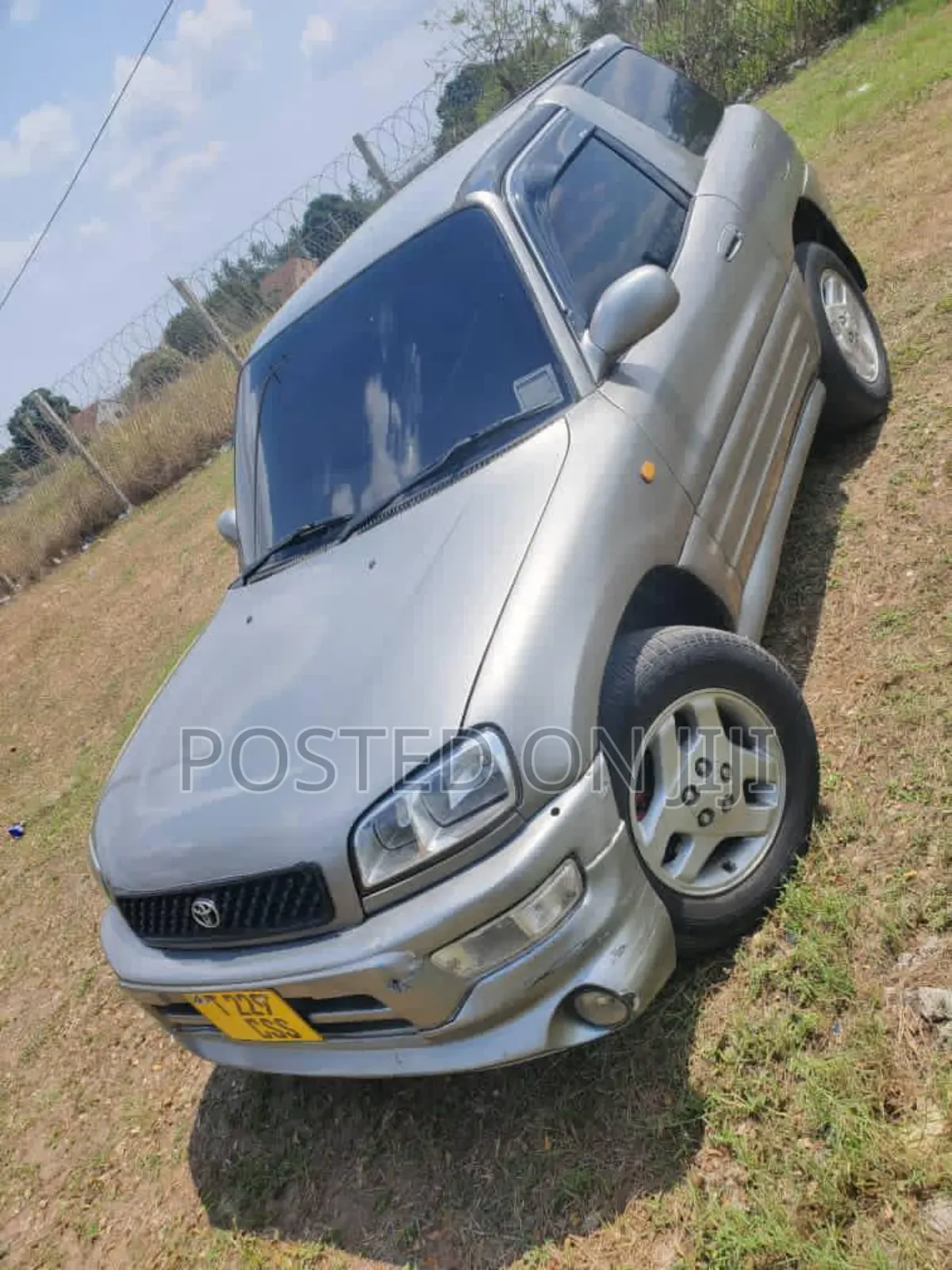 Toyota RAV4 1999 Gray