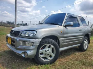 Toyota RAV4 1999 Gray