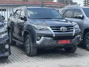 Toyota Fortuner 2019