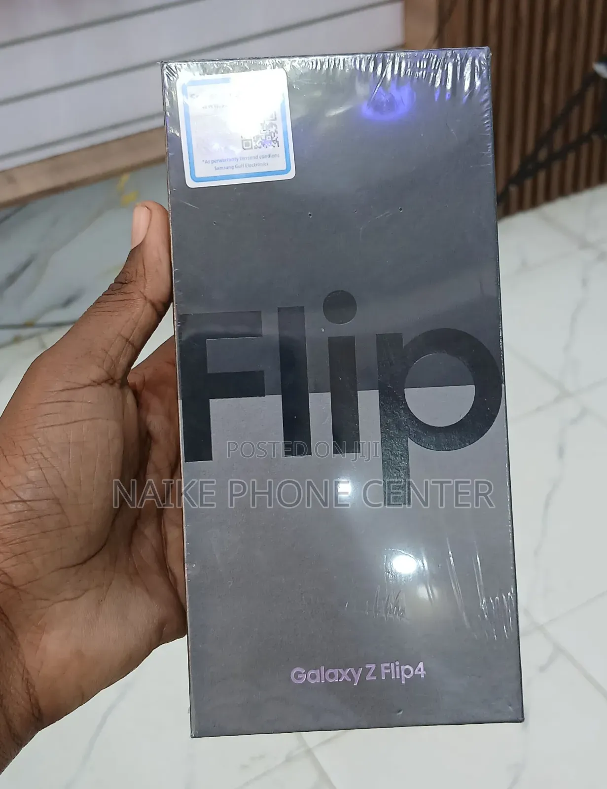 New Samsung Galaxy Z Flip4 256 GB Black