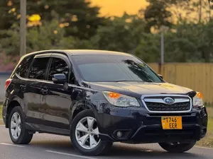 Subaru Forester 2.0XT Premium 4dr SUV AWD (2.0L 4cyl Turbo CVT) 2014