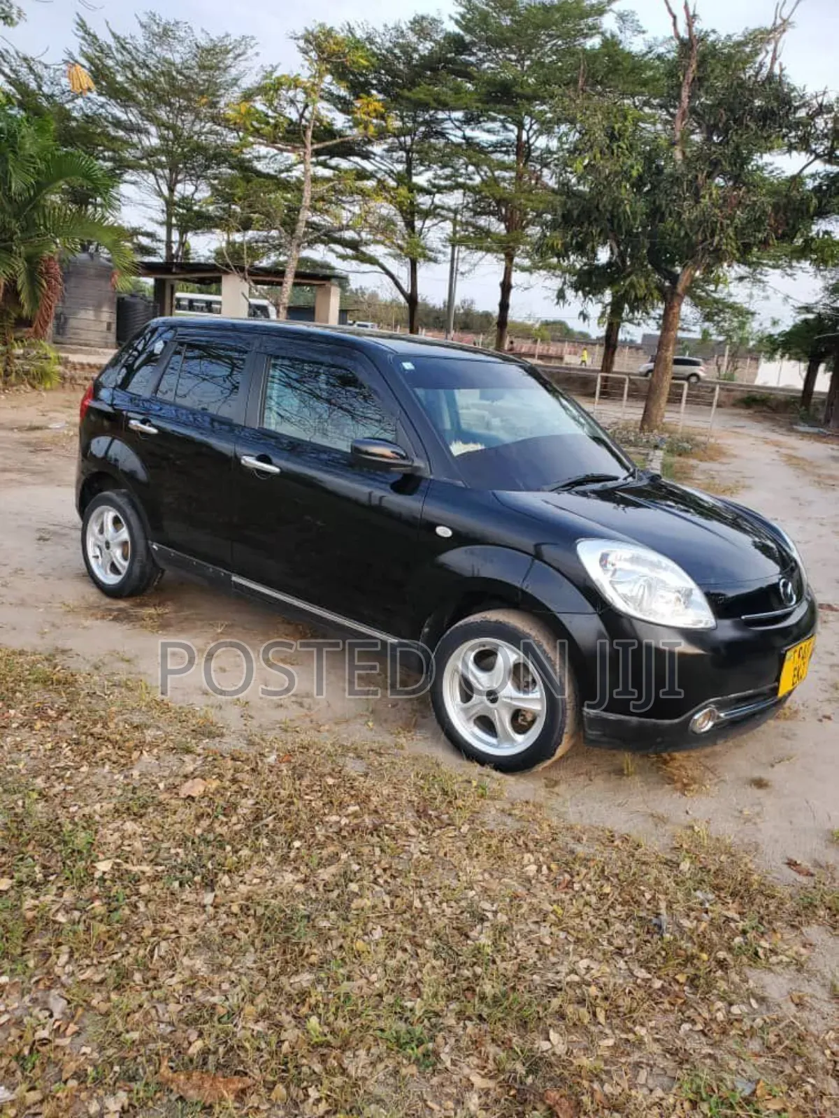 Mazda Verisa 2011 Black