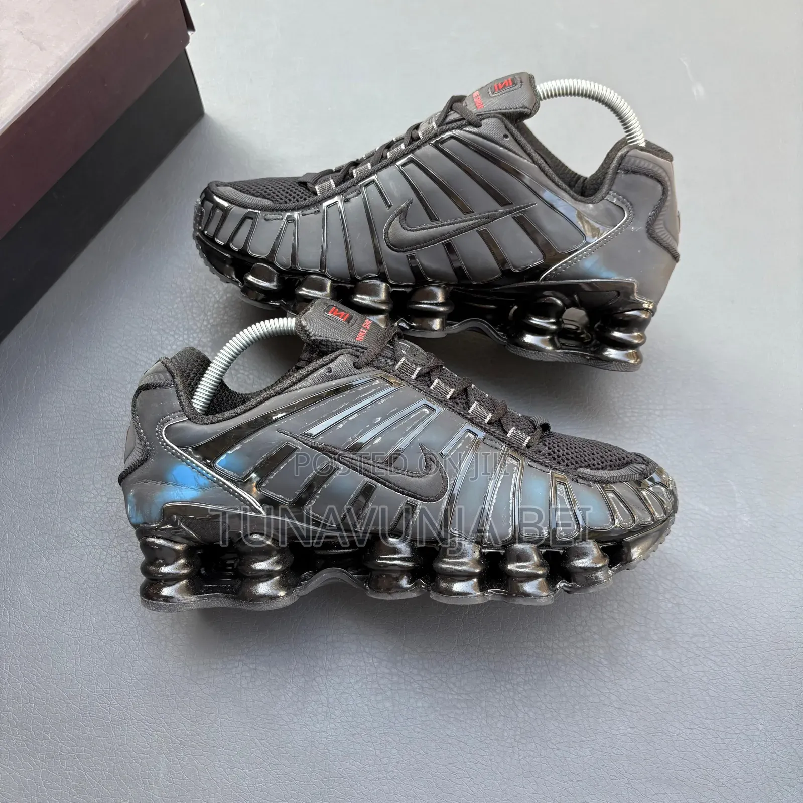Nike Shox 2025 Full Box