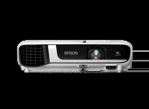 Epson 4000 Lumens Projector Eb W52