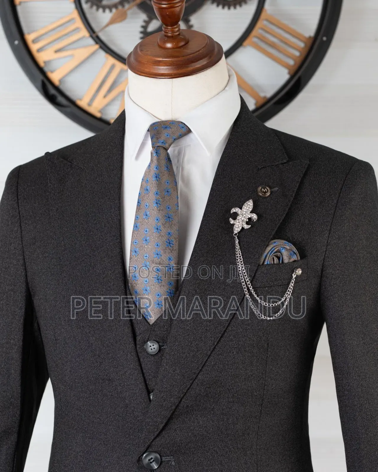 Classic Mens Suits /Suti Kali Za Kiume Na Kali Sana