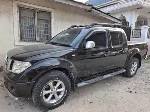 Nissan Navara 2007 Black