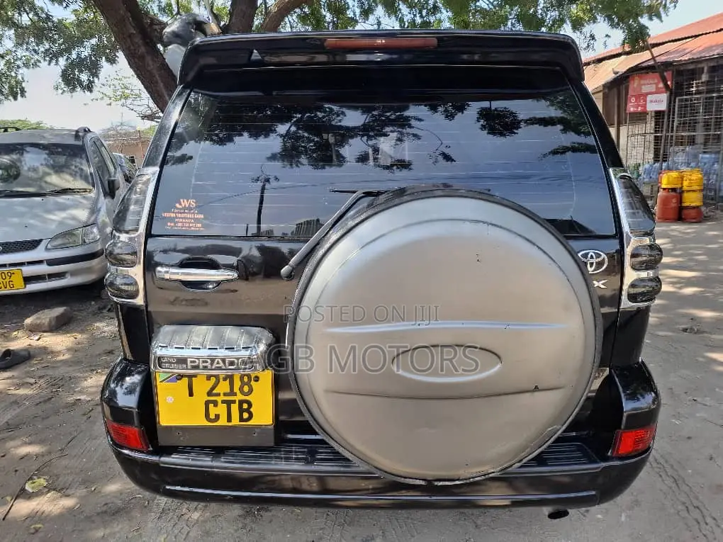 Toyota Land Cruiser Prado 2005 Black