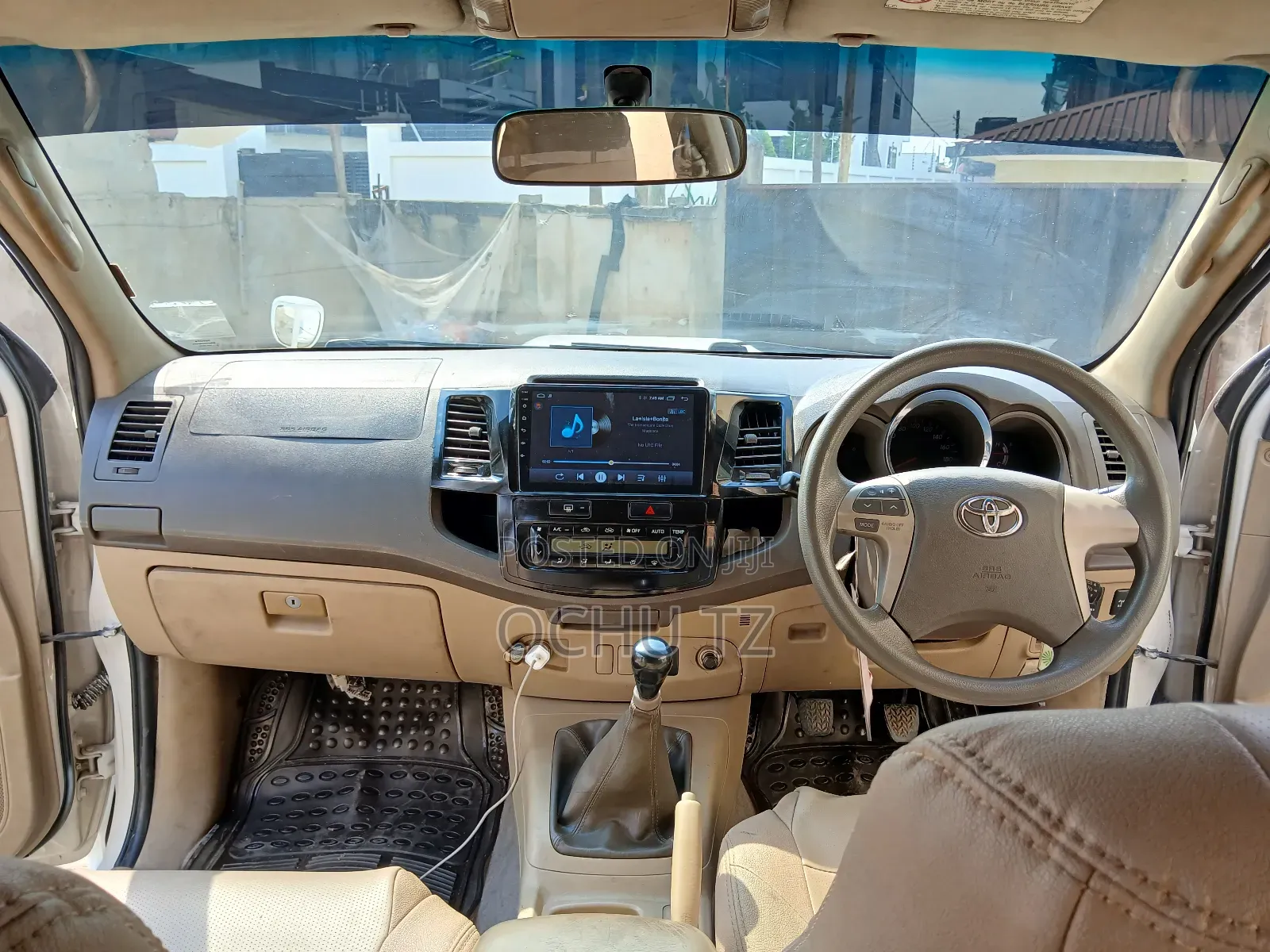 Toyota Fortuner 2009 White