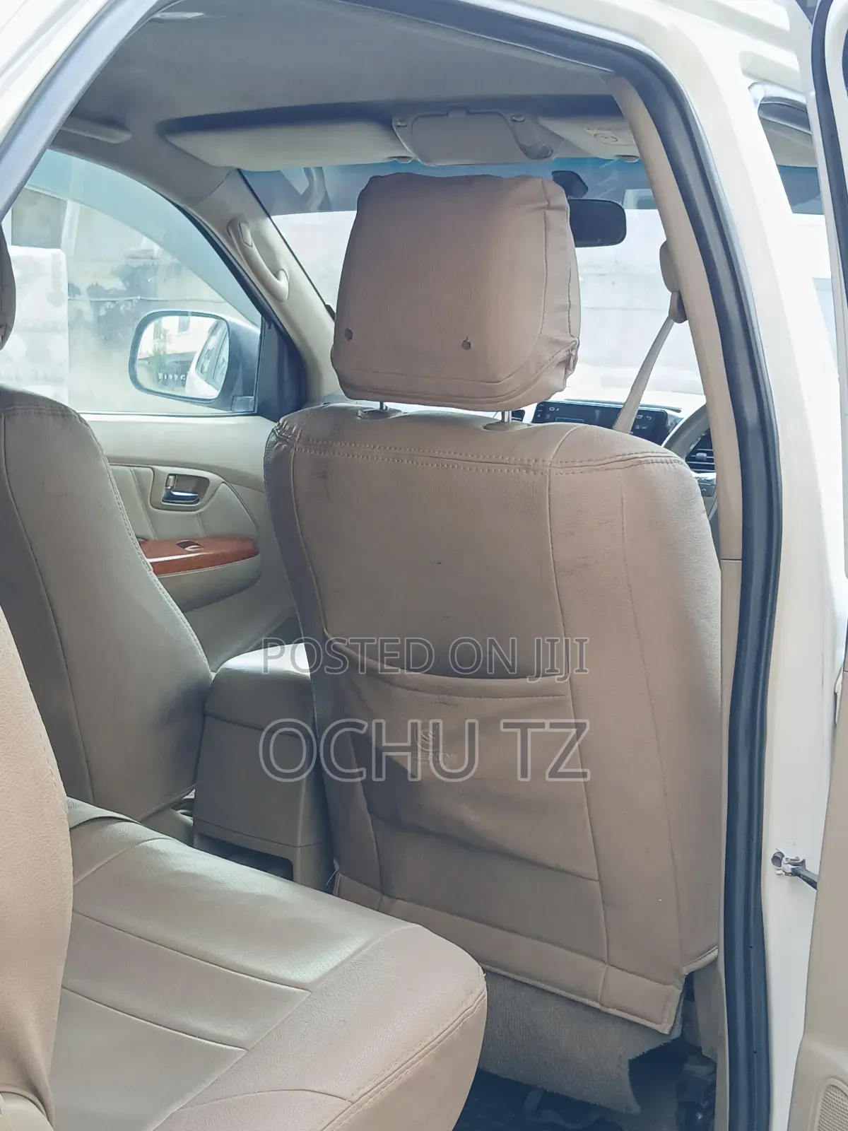 Toyota Fortuner 2009 White