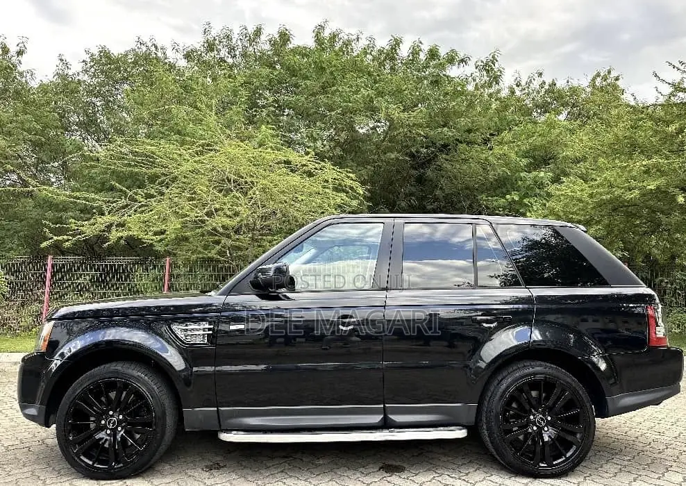 Land Rover Range Rover Sport HSE 4x4 (5.0L 8cyl 6A) 2011 Black