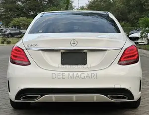 Mercedes-Benz C200 2014 White