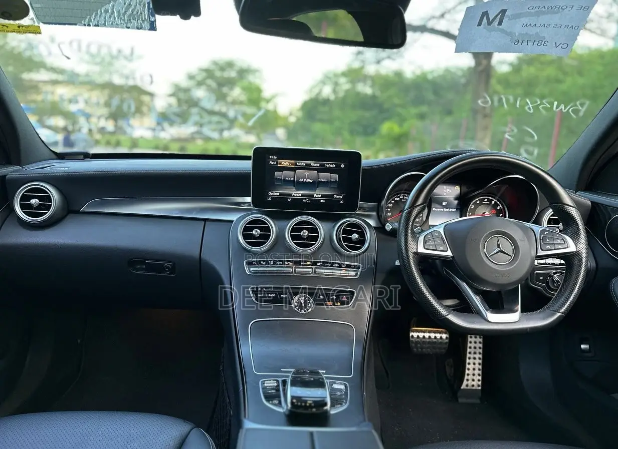 Mercedes-Benz C200 2014 White