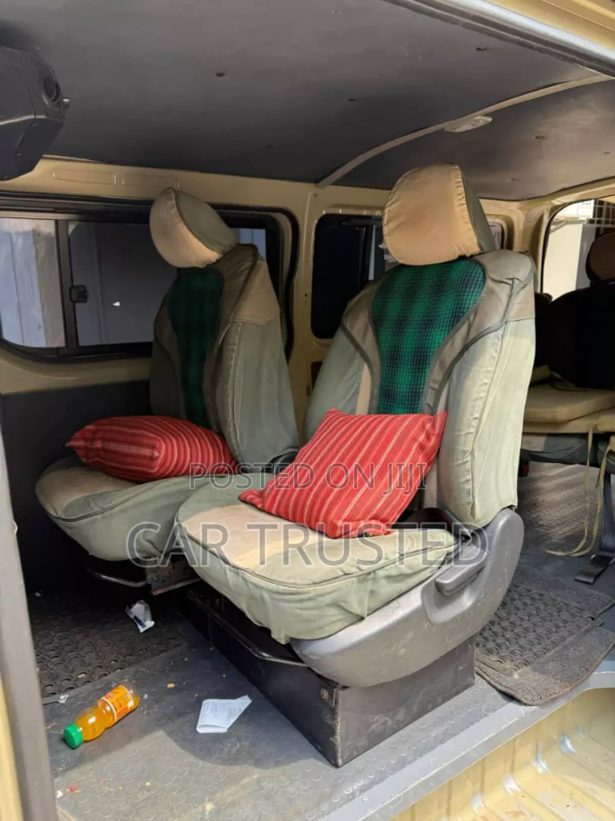 Toyota HiAce 2010 Beige