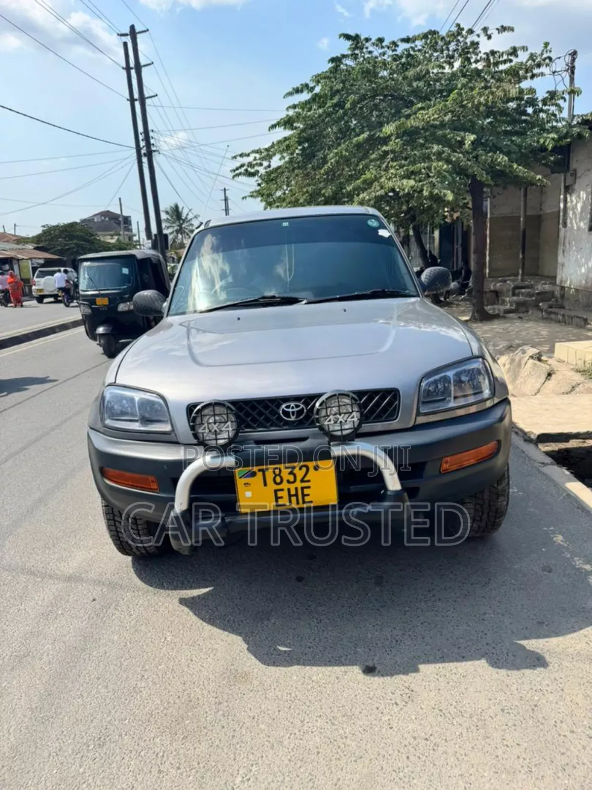 Toyota RAV4 Base 4x4 1999 Silver