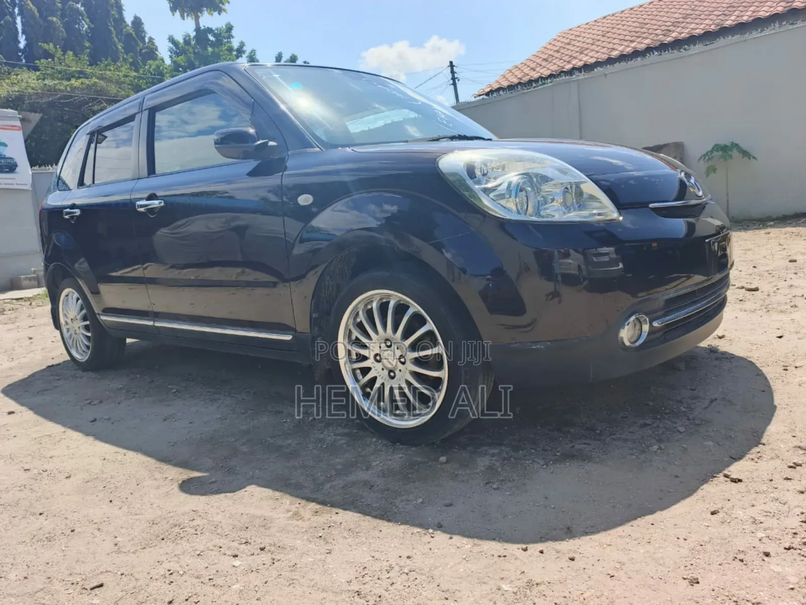 Mazda Verisa 2008 Brown