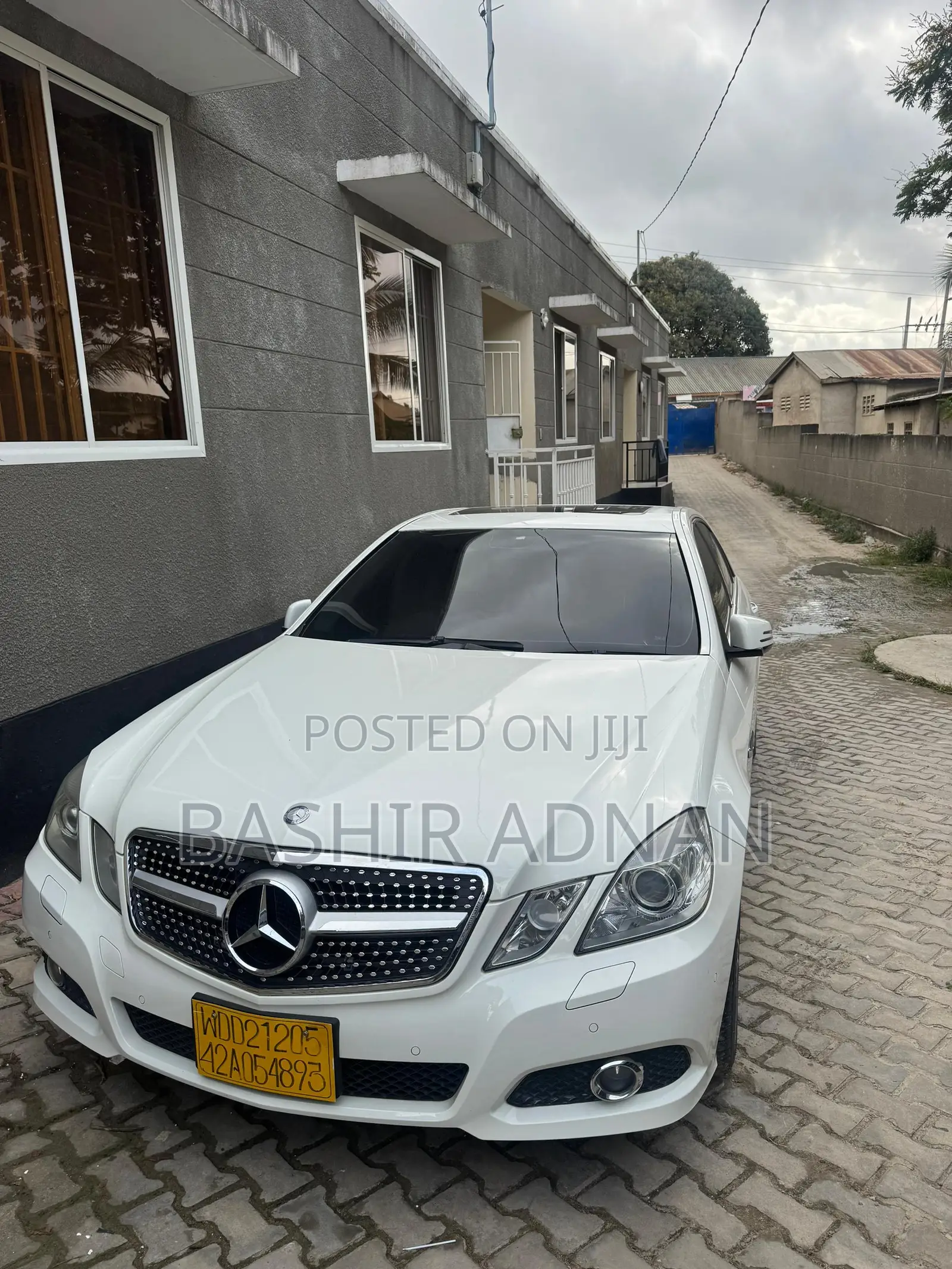 Mercedes-Benz E300 2011 White