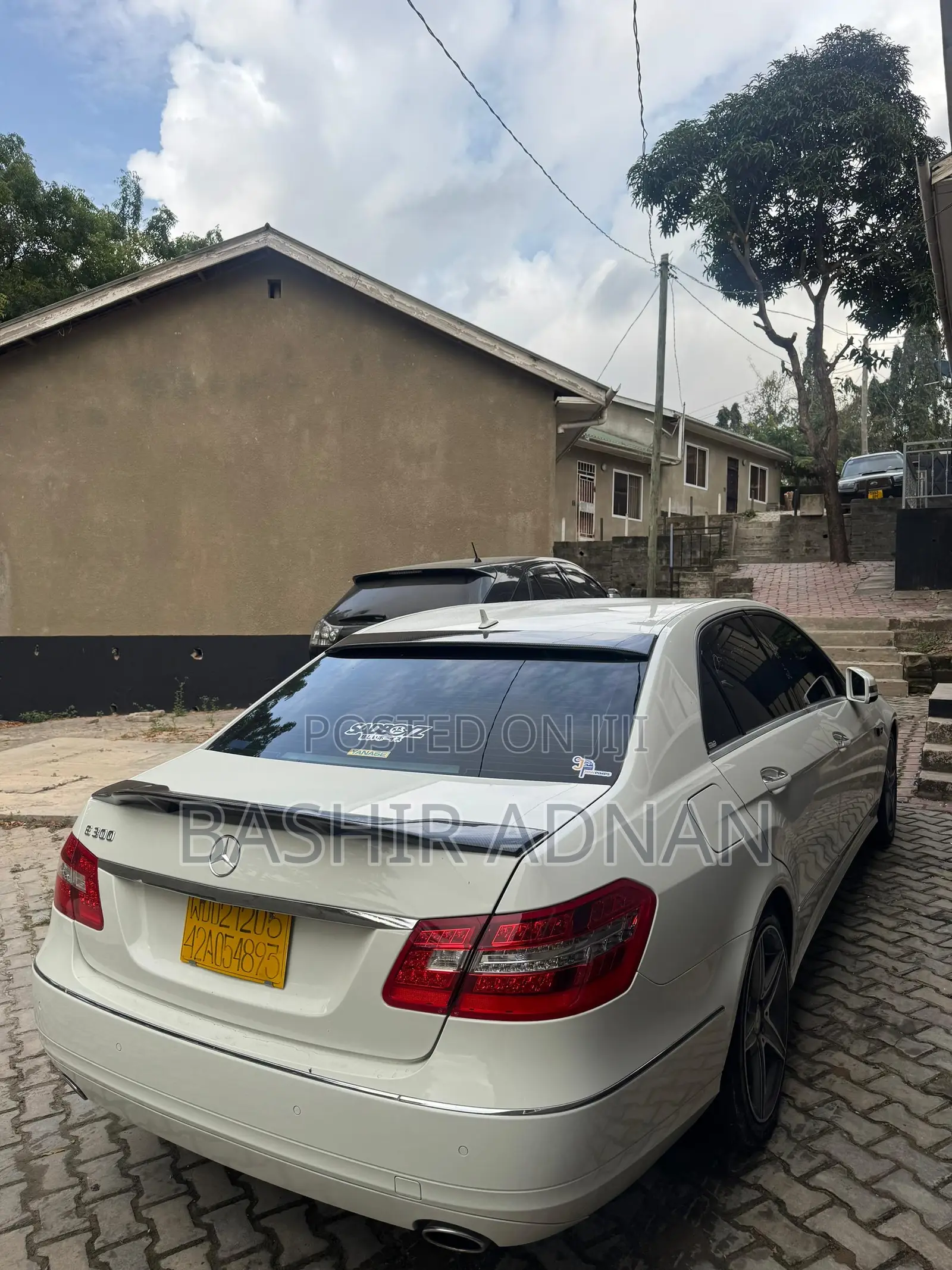 Mercedes-Benz E300 2011 White