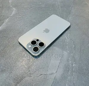 New Apple iPhone 15 Pro Max 256 GB Silver