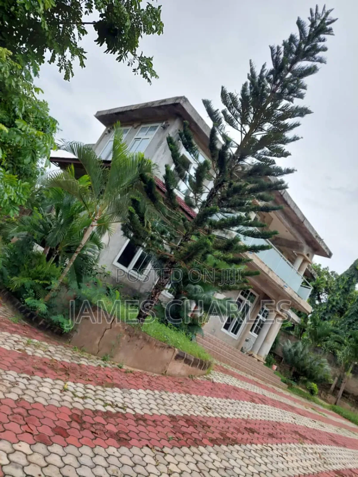 7bdrm House in Goba for sale