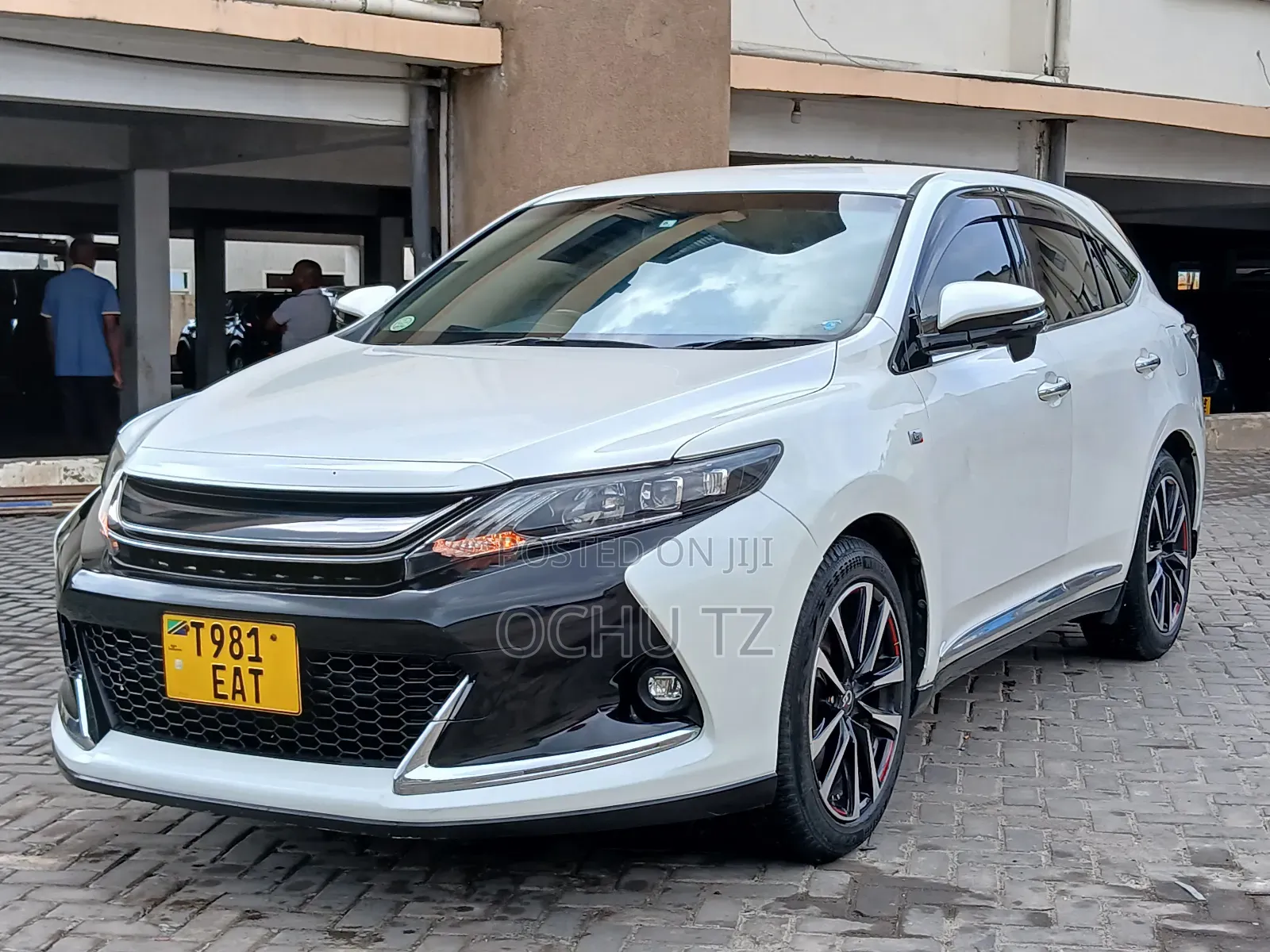 Toyota Harrier 2016 White