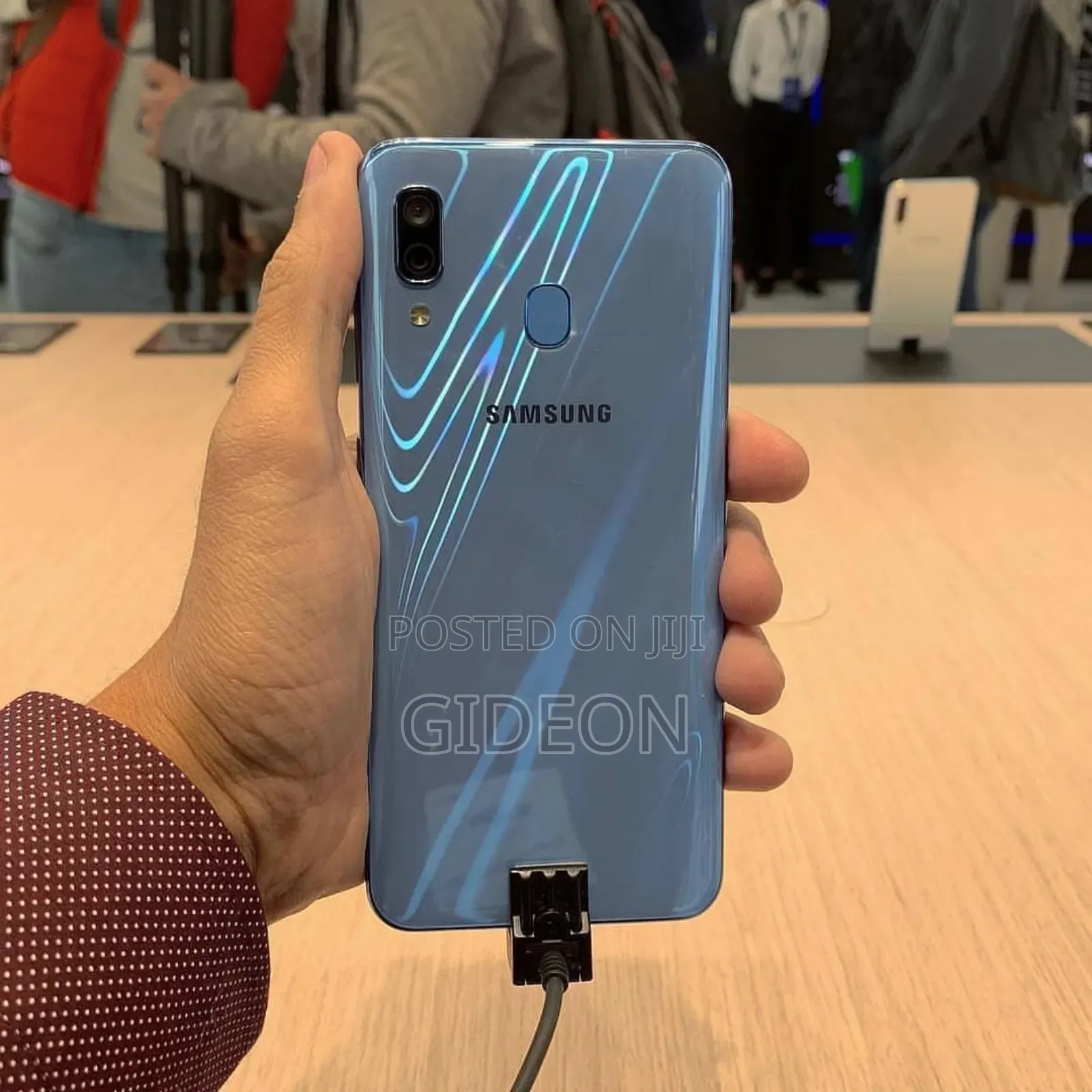 Samsung Galaxy A30 64 GB Blue