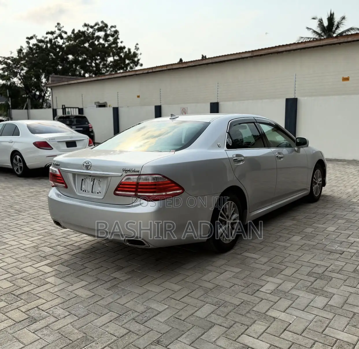 Toyota Crown 2010 Silver