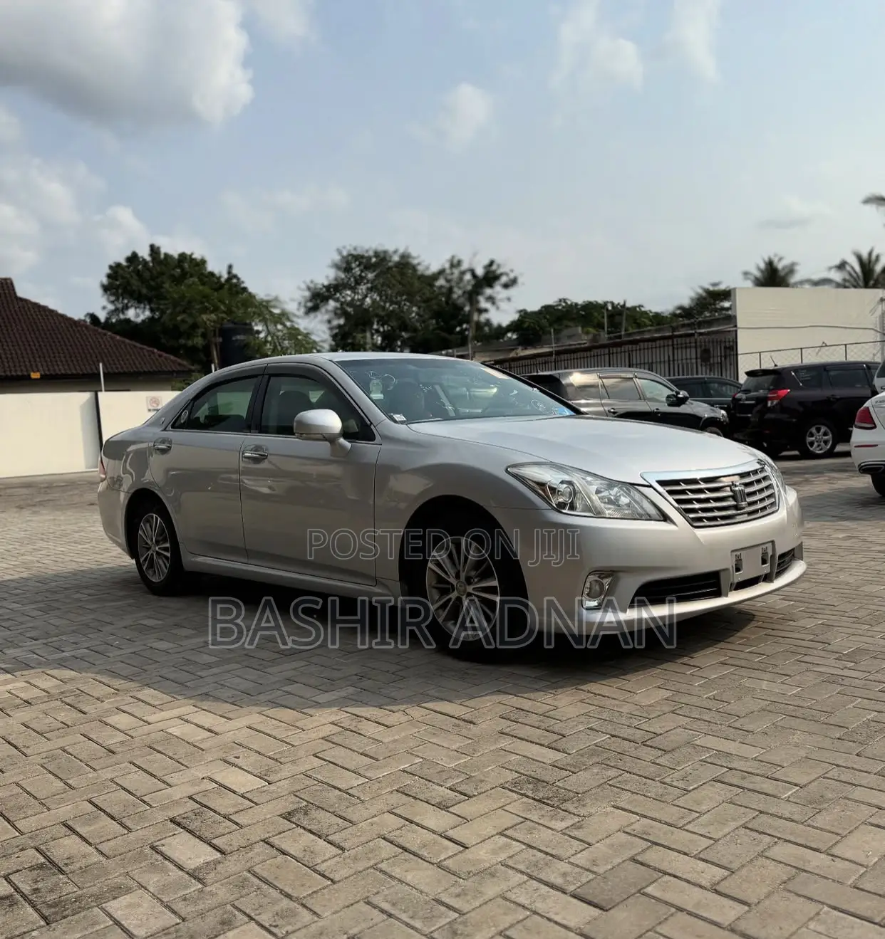 Toyota Crown 2010 Silver