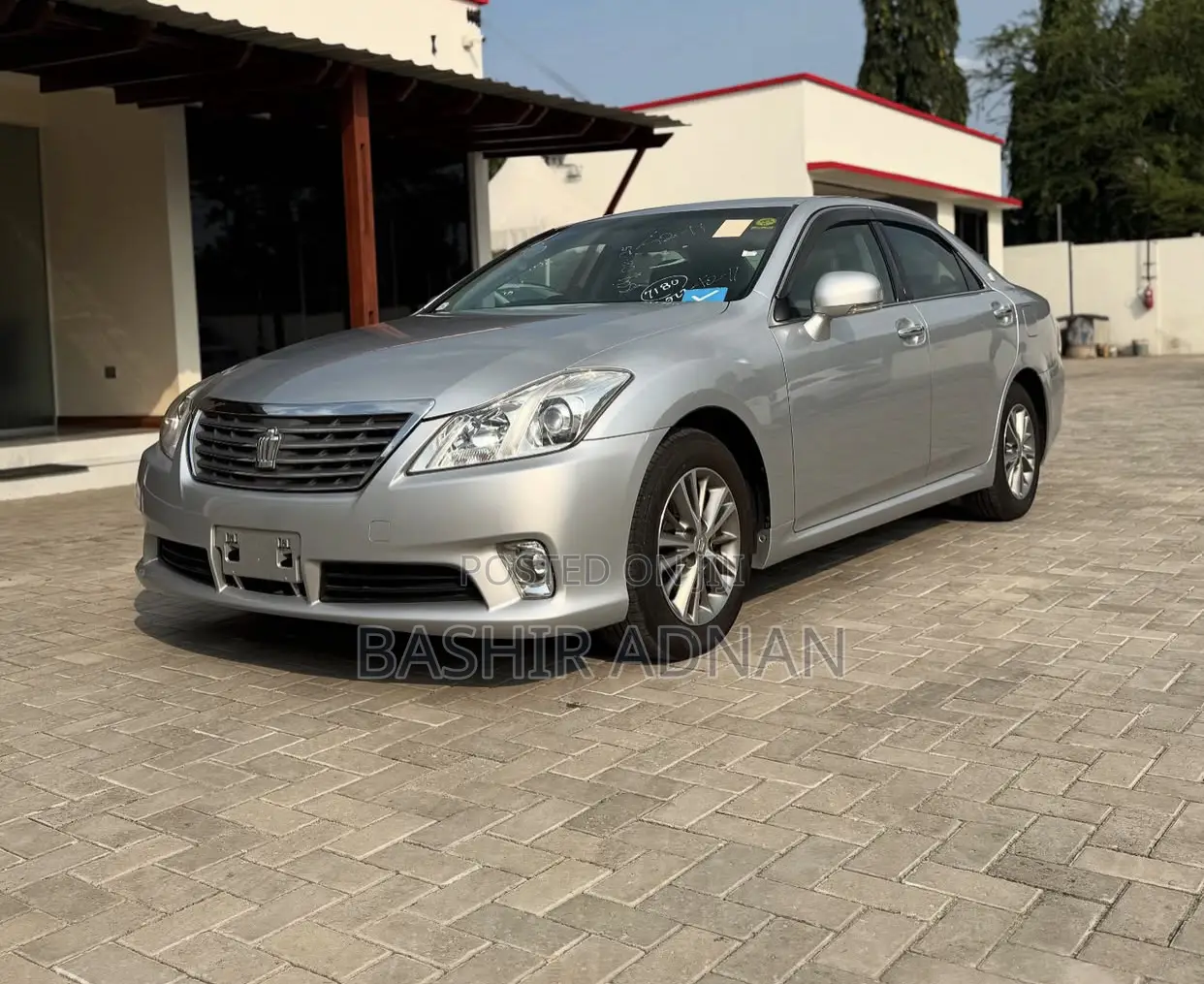 Toyota Crown 2010 Silver