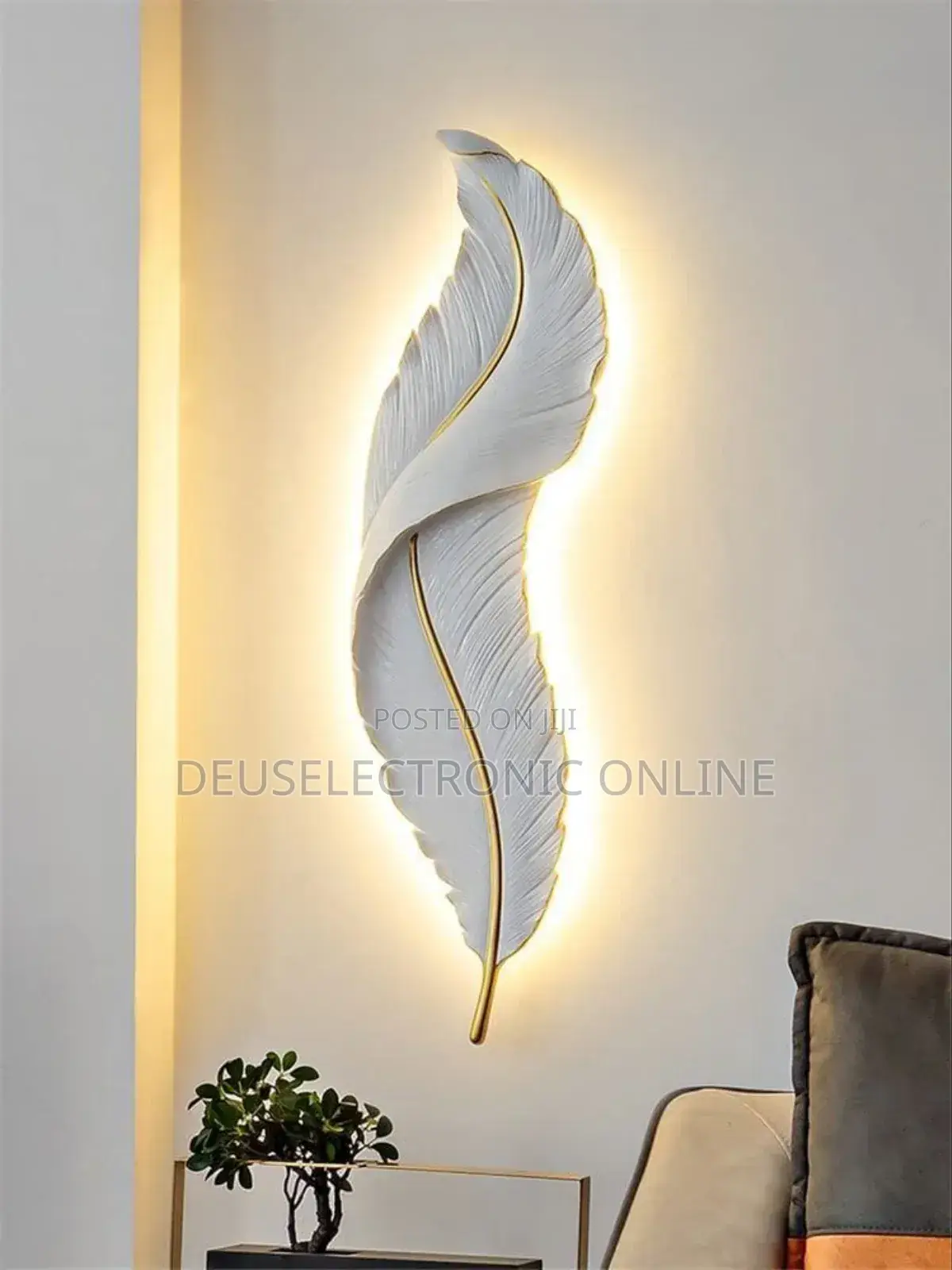 Leaf/Feather Mounted Modern Decorative Wall Scone