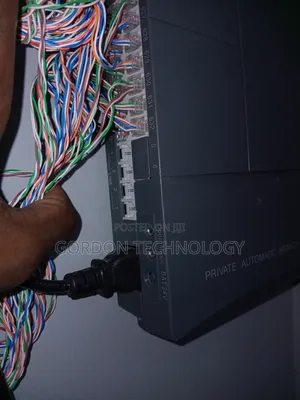 Tunafunga System Za Simu KTK Vyumba Vya Hoteli Au Ofisi.