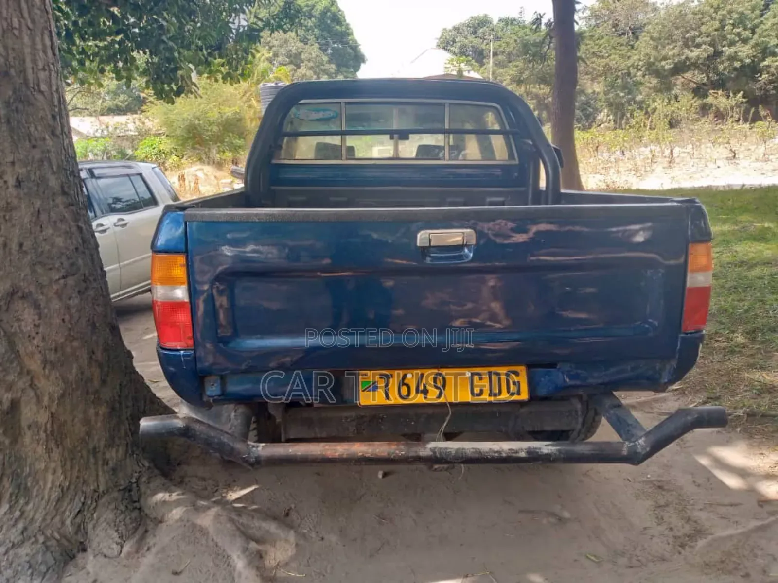 Toyota Hilux 1998 Black