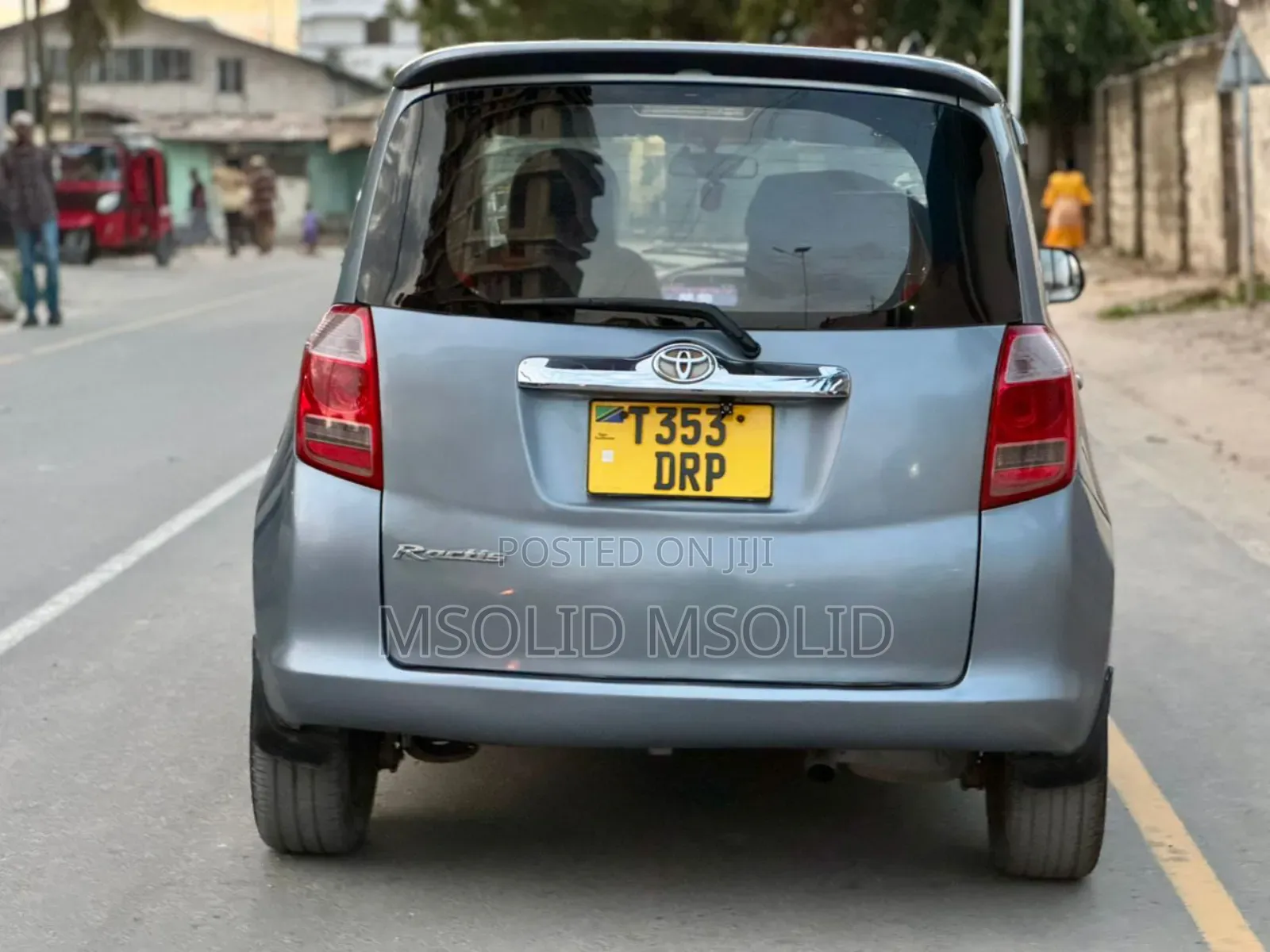 Toyota Ractis 2008 Gray