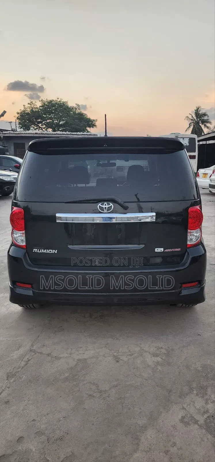 Toyota Corolla Rumion 2011 Black