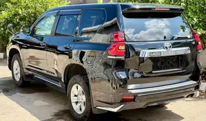 Toyota Land Cruiser Prado 2021 Black