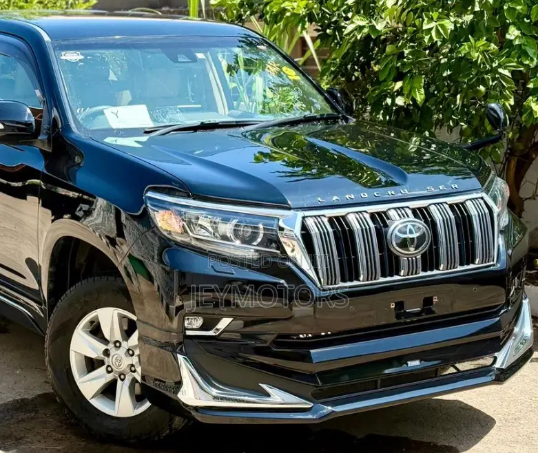 Toyota Land Cruiser Prado 2021 Black