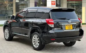 Toyota Vanguard 2010 Black
