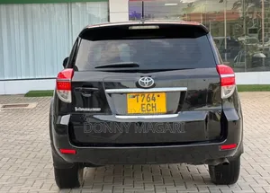 Toyota Vanguard 2010 Black
