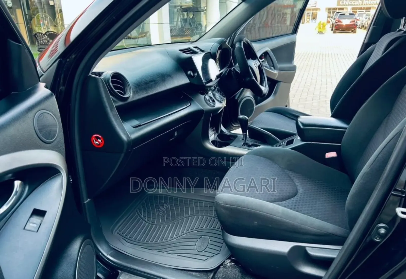 Toyota Vanguard 2010 Black