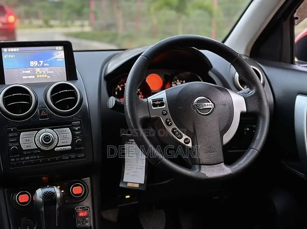 Nissan Dualis 2008 Maroon